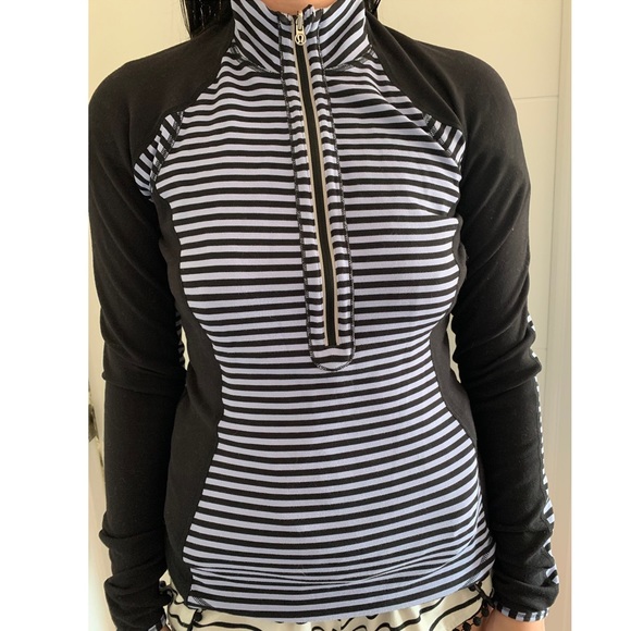 LuluLemon U-turn pullover - Picture 3 of 4